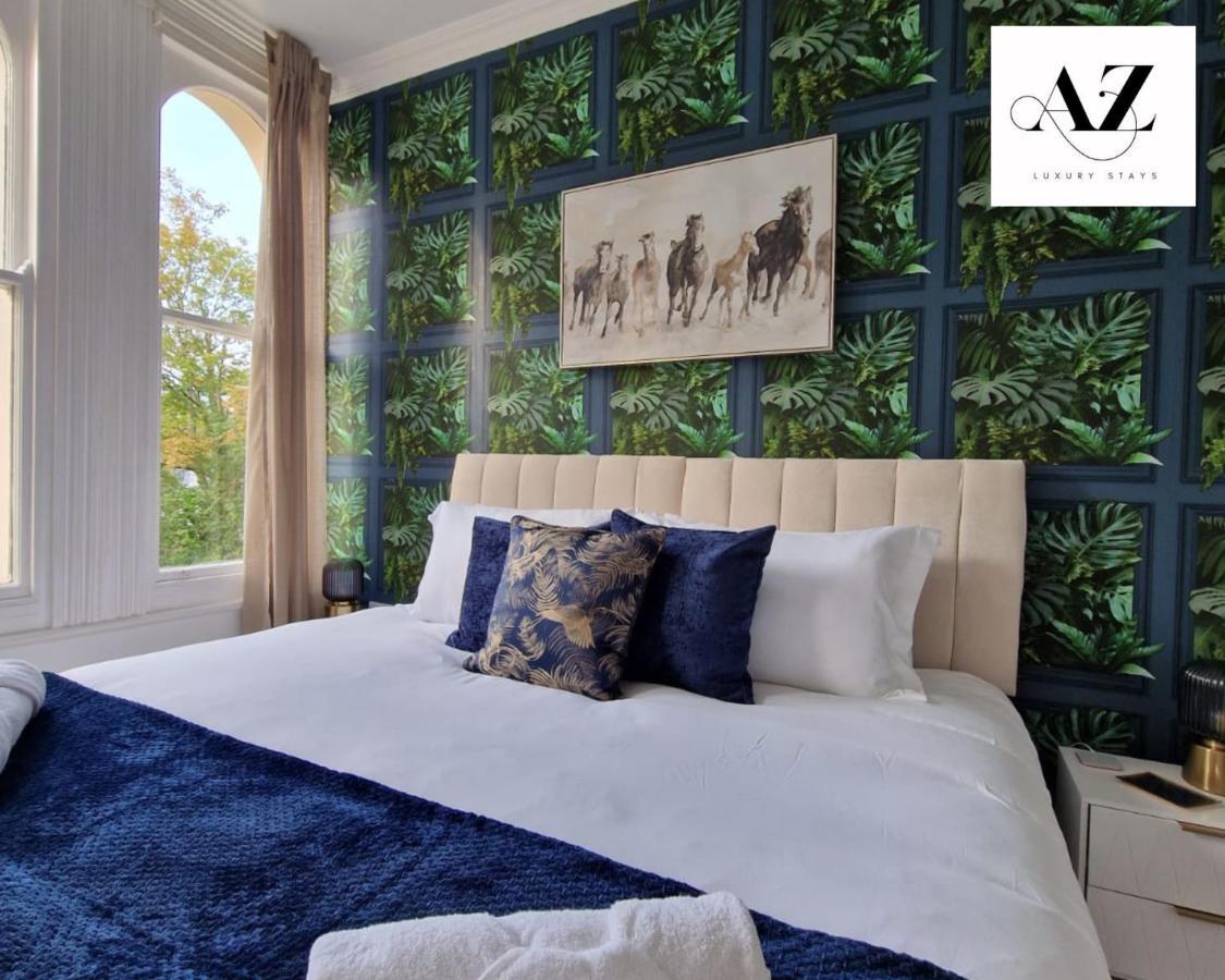 Two Bedroom Mansion House Apartment By Az Luxury Stays Newmarket With Parking And Wifi מראה חיצוני תמונה